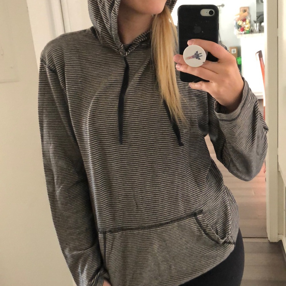 Lightweight Pull Over - image 2